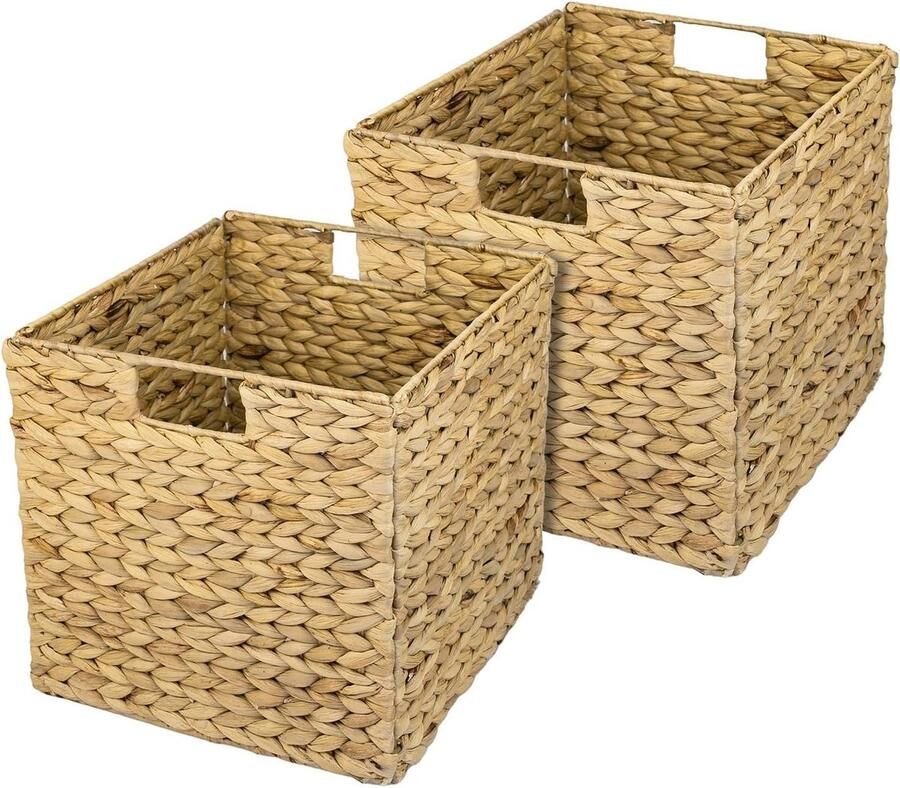 Dit is een geschikte titel voor de set van 2 opbergmanden:Gevlochten opbergmanden van waterhyacint en zeegras Set van 2 Geschikt voor Kallax 32 x 34 5 x 32 cm