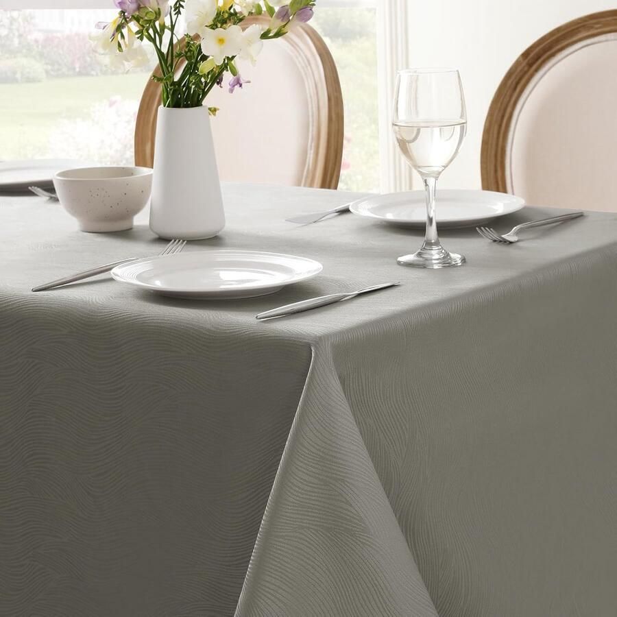 Elegant tafelkleed waterafstotend 1 stuk kleuren 140 x 180 cm
