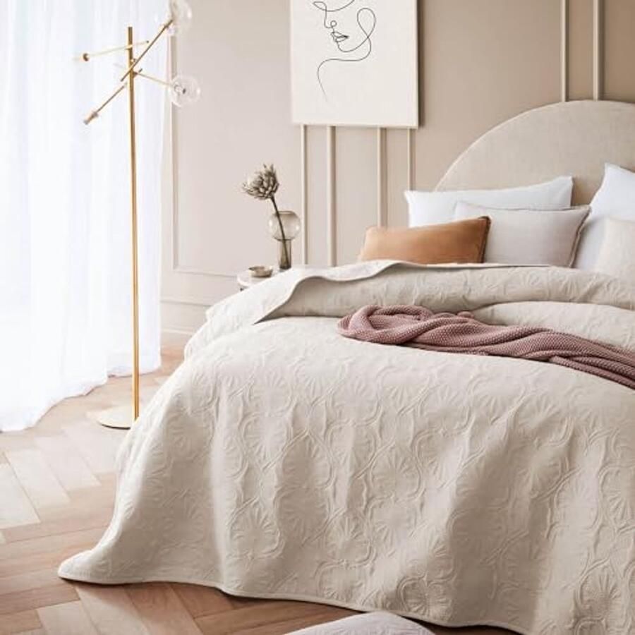 Elegante Crème Sprei 220 x 240 cm Veelzijdige Woondeken voor Bed of Bank