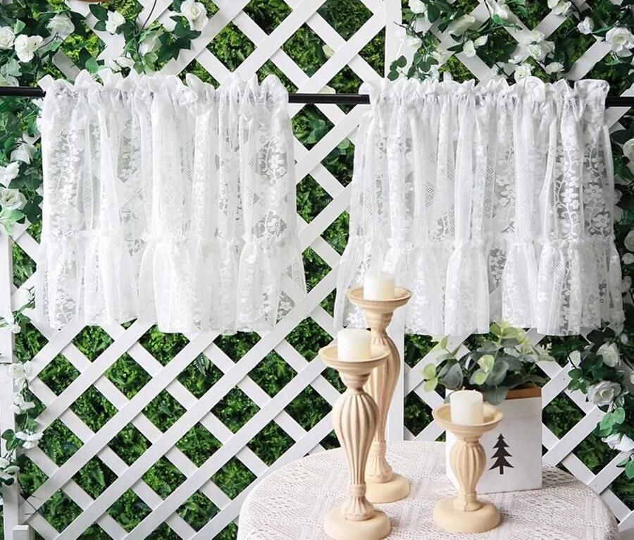 Elegante Witte Vitrage met Bloemenpatroon voor Café en Kast Raamdecoratie