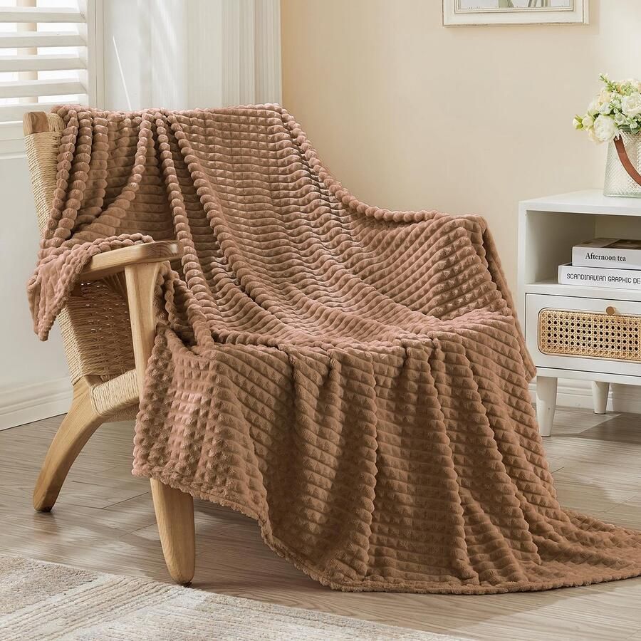 EMME Knuffeldeken Fluffy 3D Touch Experience 150x200cm Fleecedeken Zachte warme wollen deken voor op de bank Deken voor op bed Deken voor in de woonkamer Bruin