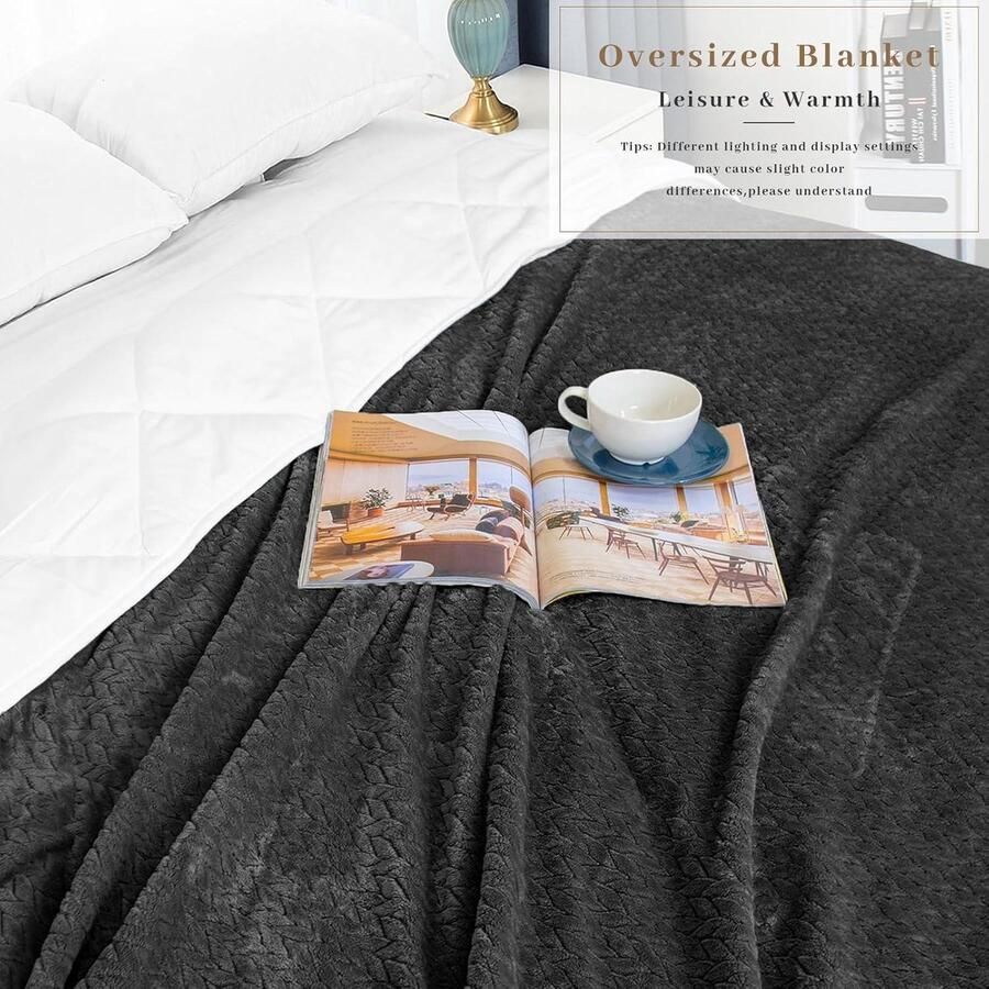 Extra Zachte Fleece Deken 150 x 200 cm Flanellen Deken Oeko-TEX Gecertificeerd Zacht en Lichtgewicht Pluche Voor Bed Bank Reizen Kamperen Donkergrijs