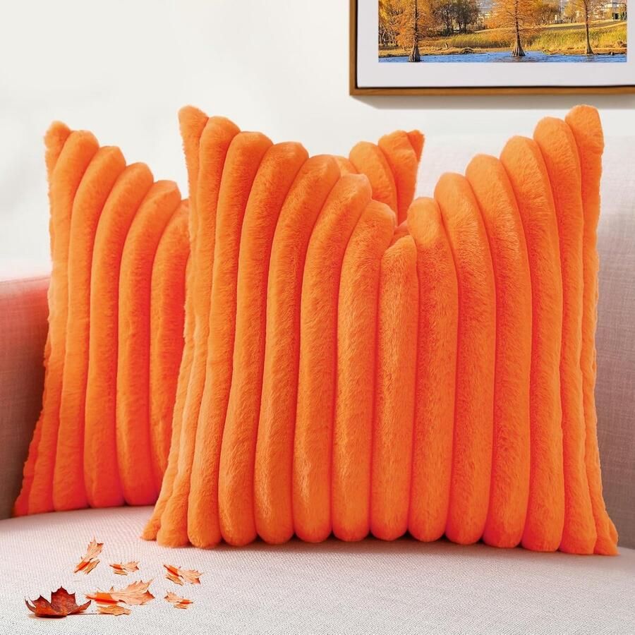 Faux Fur Fall Throw Pillow Covers 18 x 18 inch Set van 2 Decoratieve zachte pluche gestreepte neutrale bankkussenhoezen met fluwelen achterkant voor bank bed woonkamer woondecoratie oranje