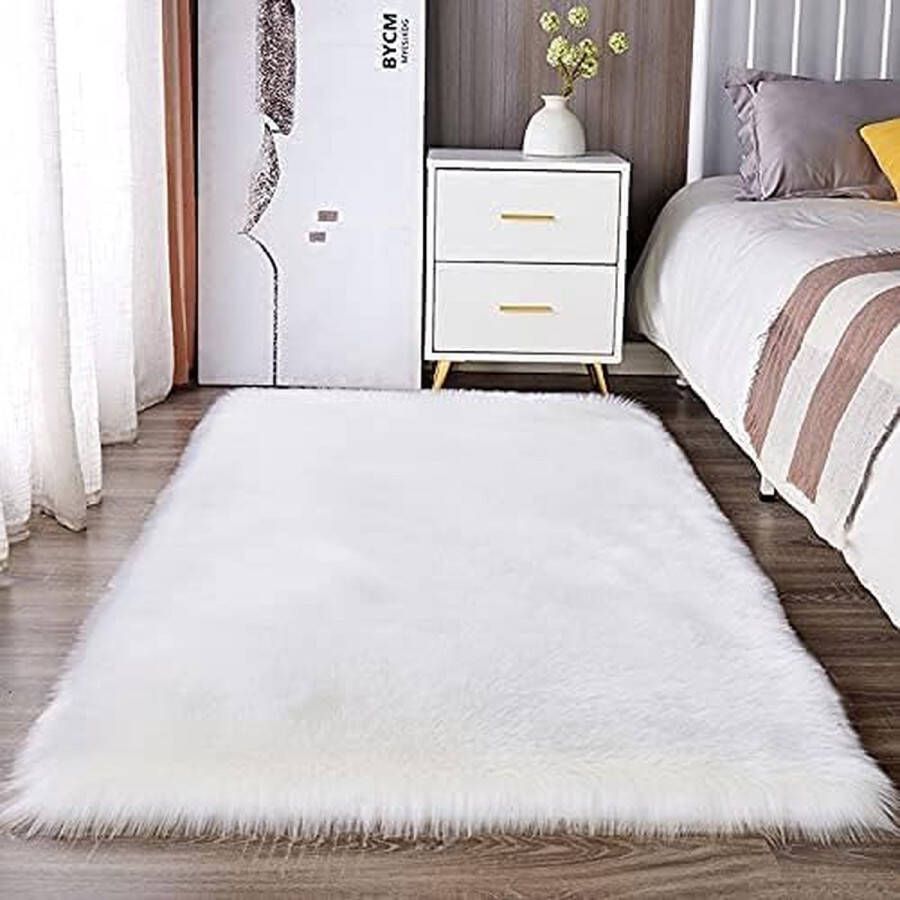 Faux schapenvacht (60 x 90 cm) langharig tapijt van imitatiebont wollige decoratievacht om op de grond voor bed of bank te leggen. 80 x 180 cm
