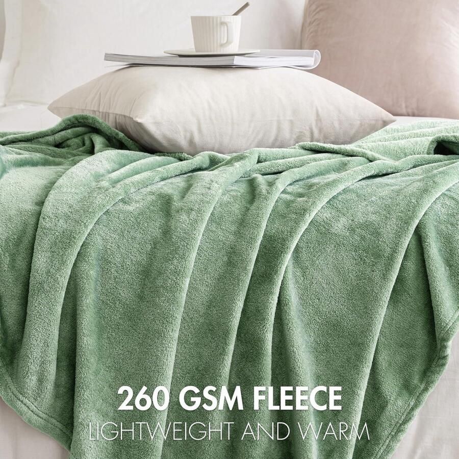 Allecto Plus Fleecedeken Flanellen Deken Fleece Woonkamer Sofa L Bed Microfiber Slaapkamer 150 x 200 cm Matcha Groen Warm en Zacht