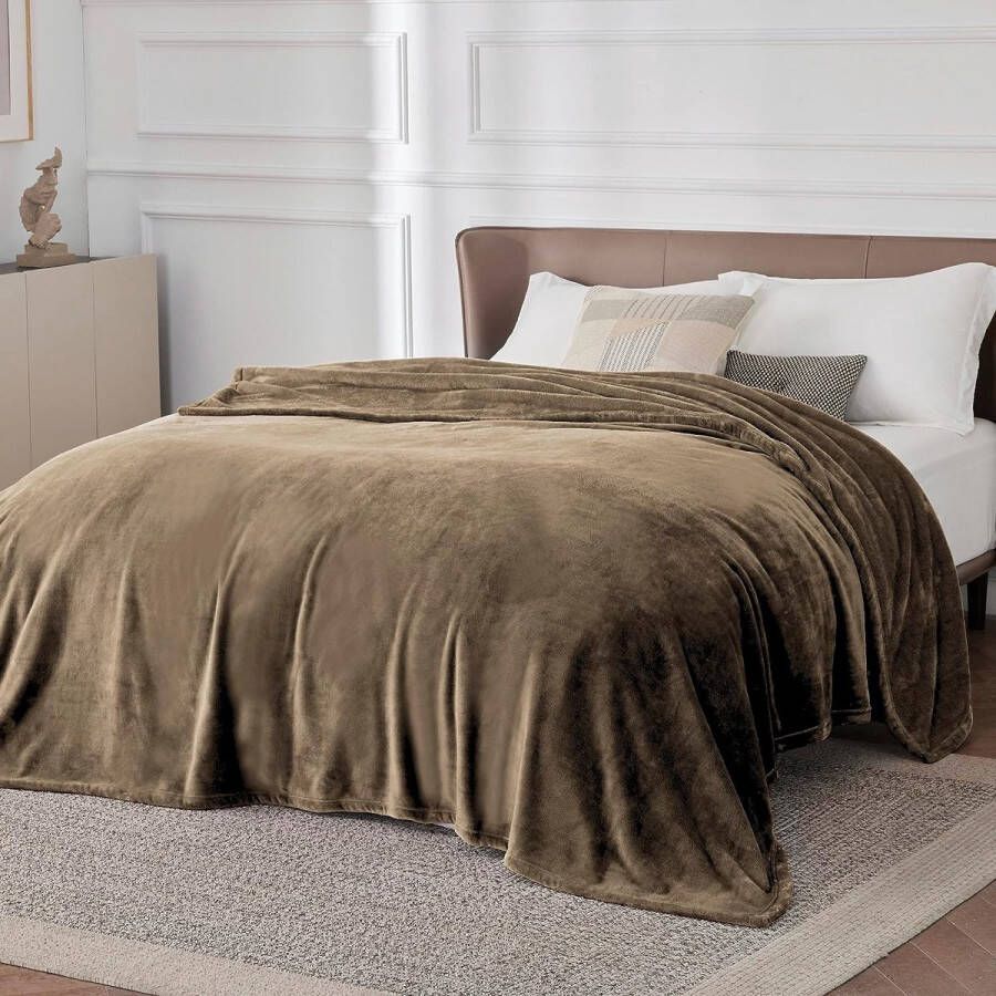 Fleece deken voor bed en bank beige 240x220cm deken voor 2 persoons super zachte donzige deken voor woonkamer en slaapkamer