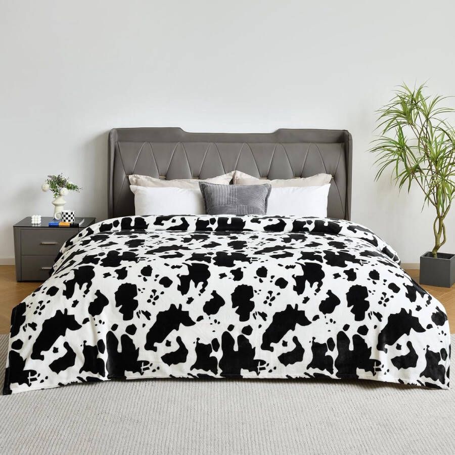 Fleece deken zwart wit koe print werpdeken fuzzy lichtgewicht super zachte microvezel flanellen dekens voor bank bed bank luxe warm en gezellig voor alle seizoenen 127 cm × 152 cm