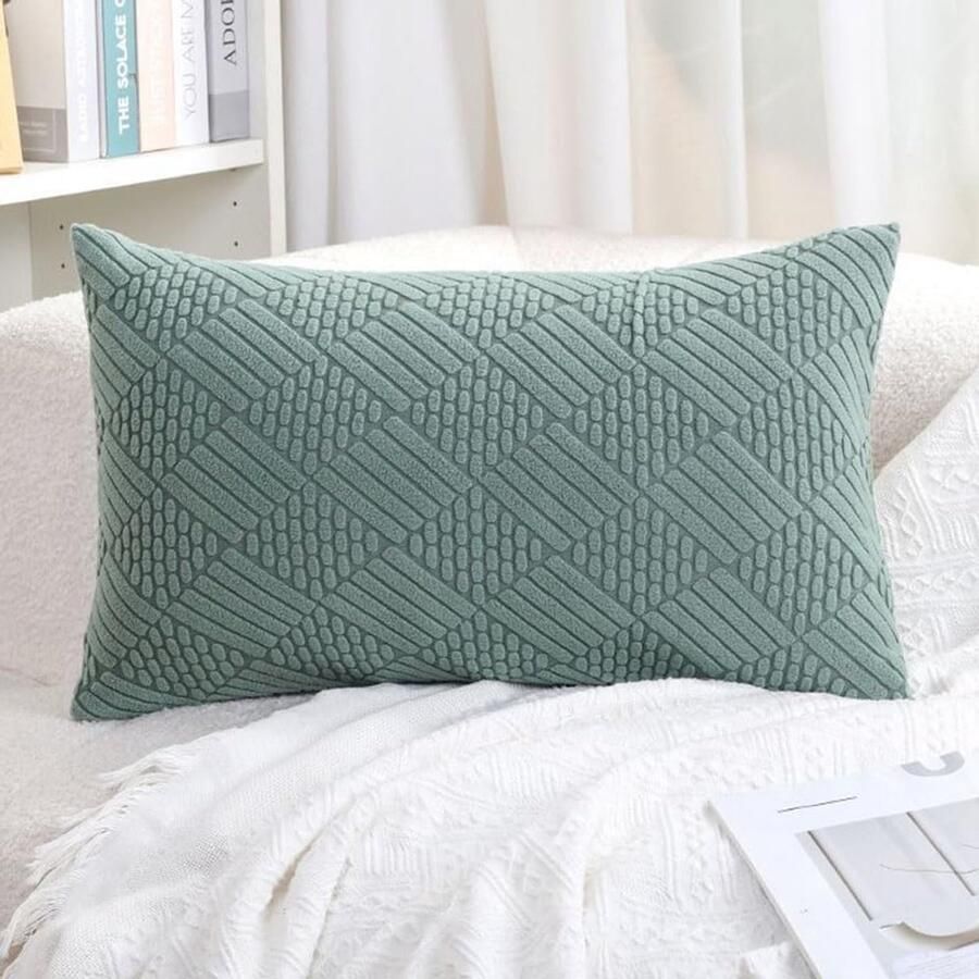 Furnibella -Fluwelen Kussenhoes 50x70 cm – Bean Green – Zachte Sierkussenhoes met Ritssluiting – Voor Bank Bed of Decoratie – 1 Stuk