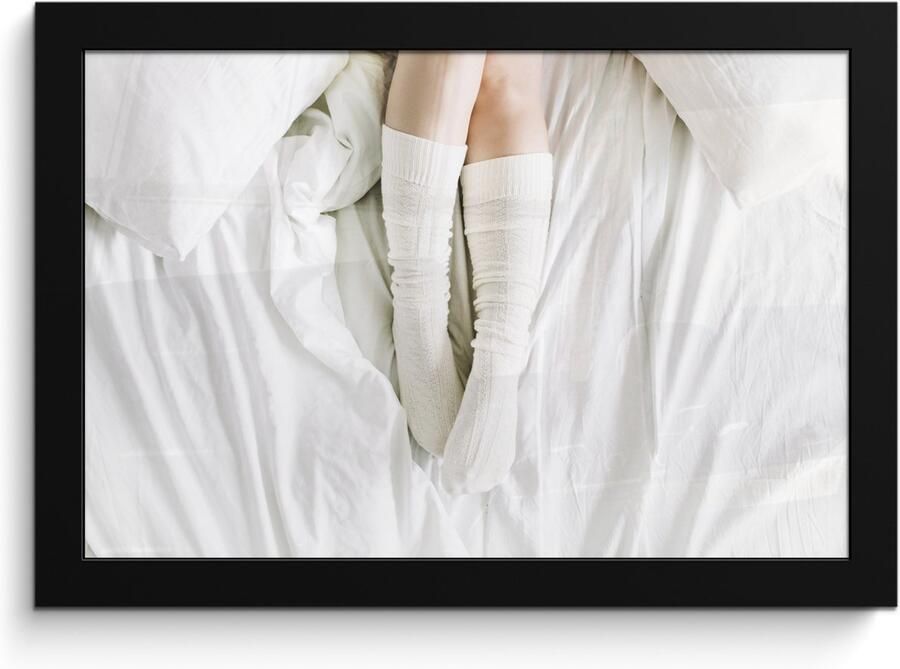 PosterMonkey Fotolijst incl. Poster Winter Bed Sokken 30x20 cm Posterlijst Kerstmis Decoratie Kerstversiering Kerstdecoratie Woonkamer Kerstversiering Kerstdecoratie voor binnen Kerstmis - Foto 2
