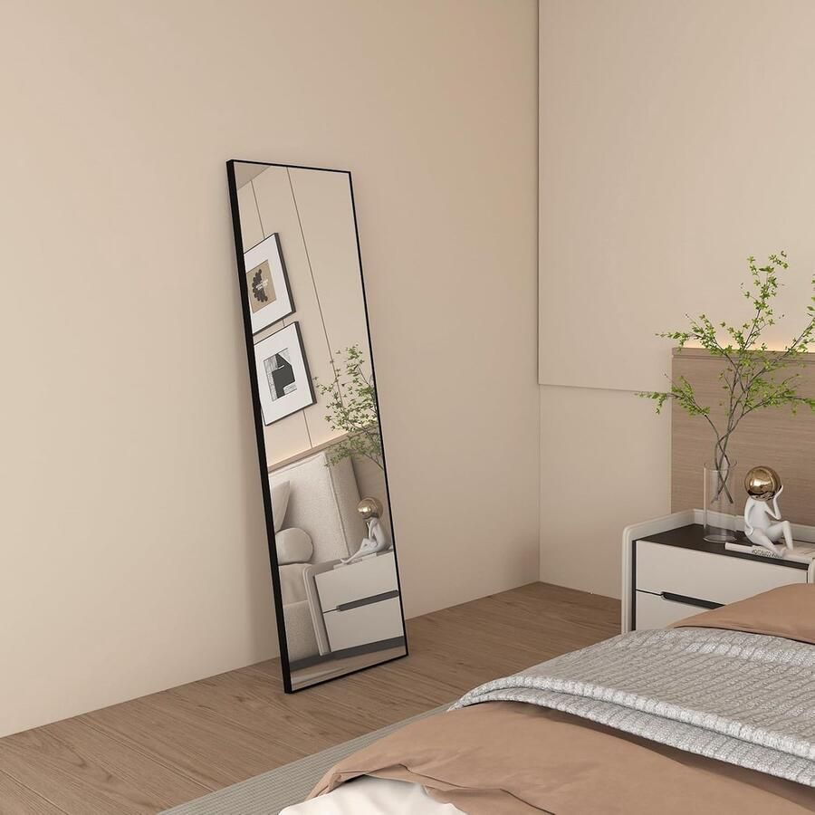Full-body spiegel 140 x 41 cm met zwart frame en splinterbescherming grote wand- of vloerspiegel voor slaapkamer badkamer woonkamer of garderobe