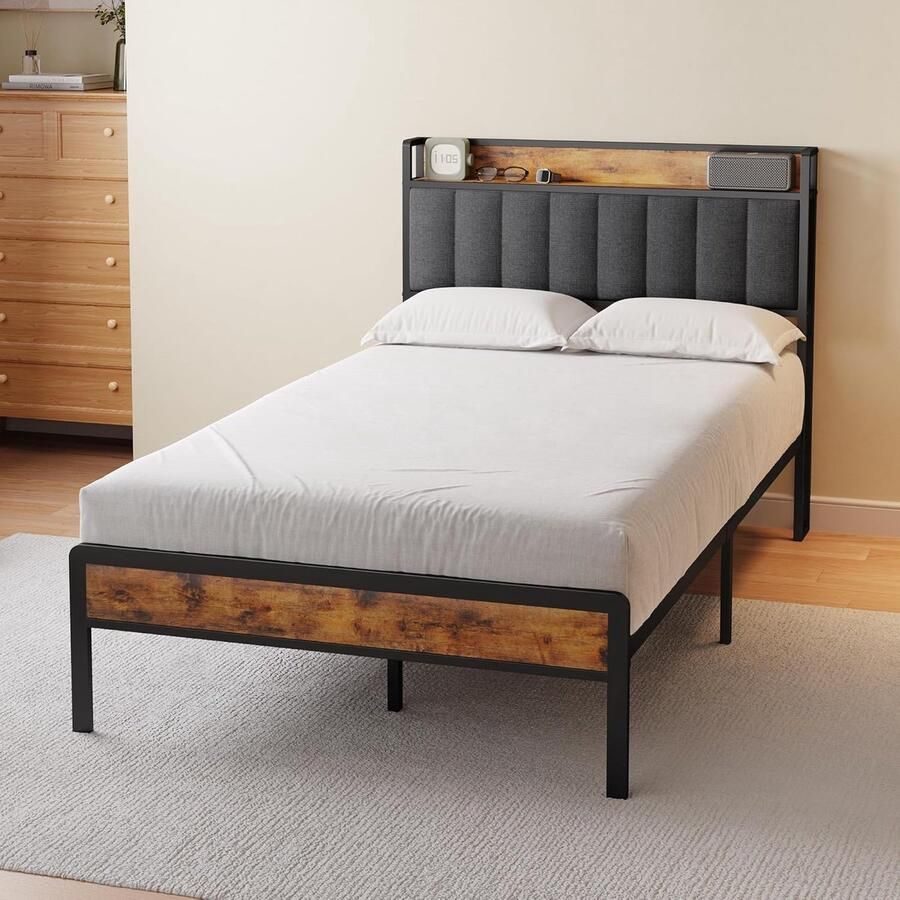 Gestoffeerd Bed 120 x 200 cm – Donkergrijs Tweepersoonsbed met Houten Lattenbodem en Metalen Frame Stevig Bedframe met Hoofdbord