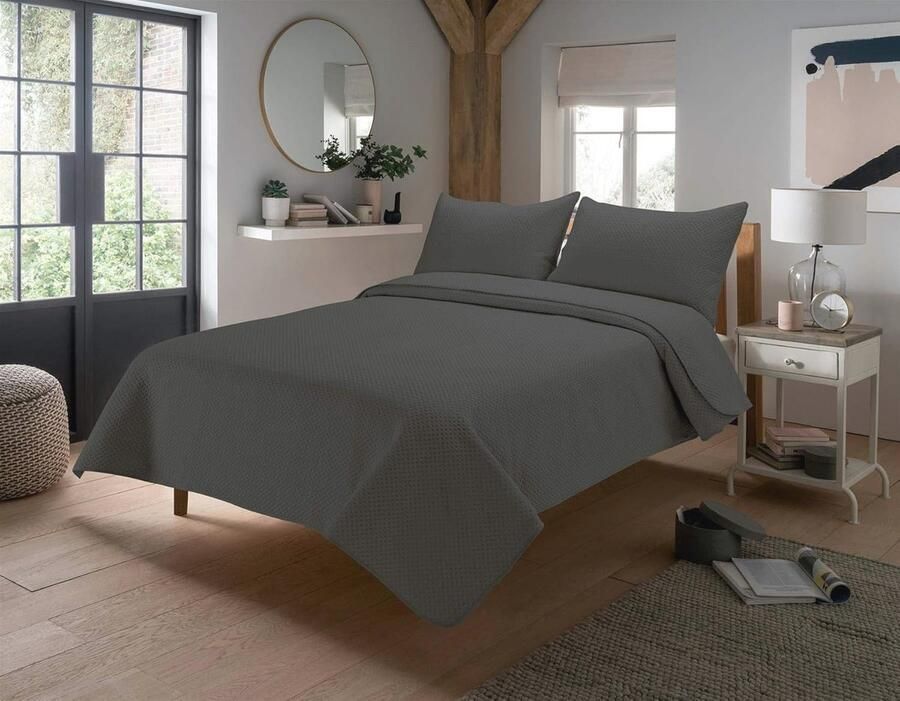 Gewatteerde sprei voor tweepersoonsbed kingsize 240 x 260 cm moderne houtskoolkleur