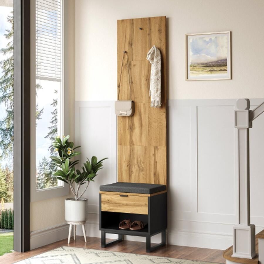 Glakroomset met schoenkrukken en kussens hangende accessoires aan de voorkant en laden