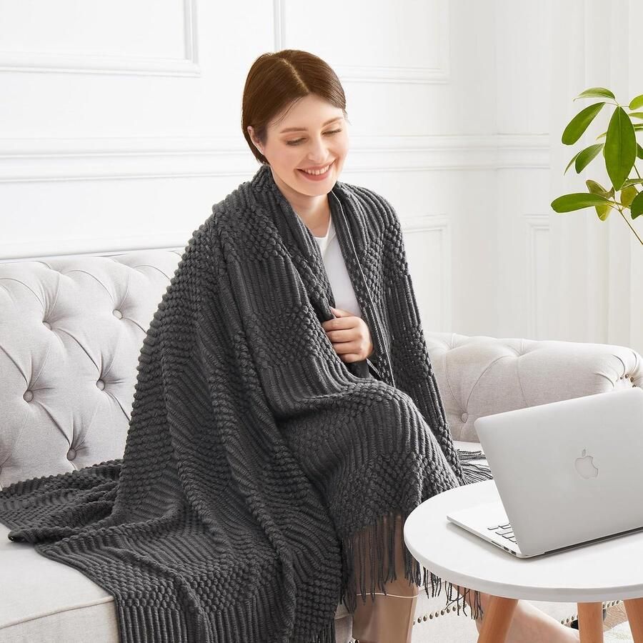 Grijze Gebreide Deken Bank Bed Kantoor Decoratie Textuur Vol Anti-Vervagen Zachte Warme Plaid Franjes Randen 127x170 cm Acryl Wol Kwaliteit Vier Seizoenen Makkelijk te Onderhouden Machinewasbaar Luxe Design Moderne Woondecor