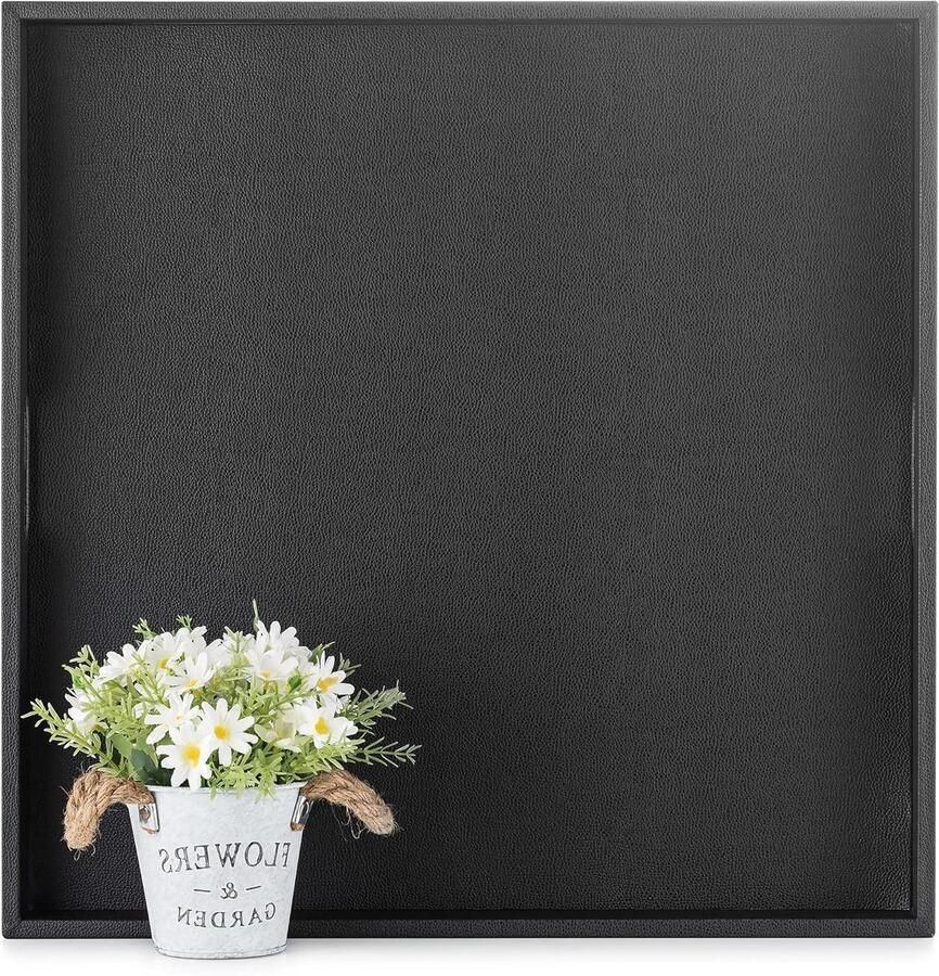 Groot zwart decoratief dienblad voor salontafel 22 x 22 Lederen Ottomaans dienblad met handgrepen verrijkt je woonkamer met elegantie