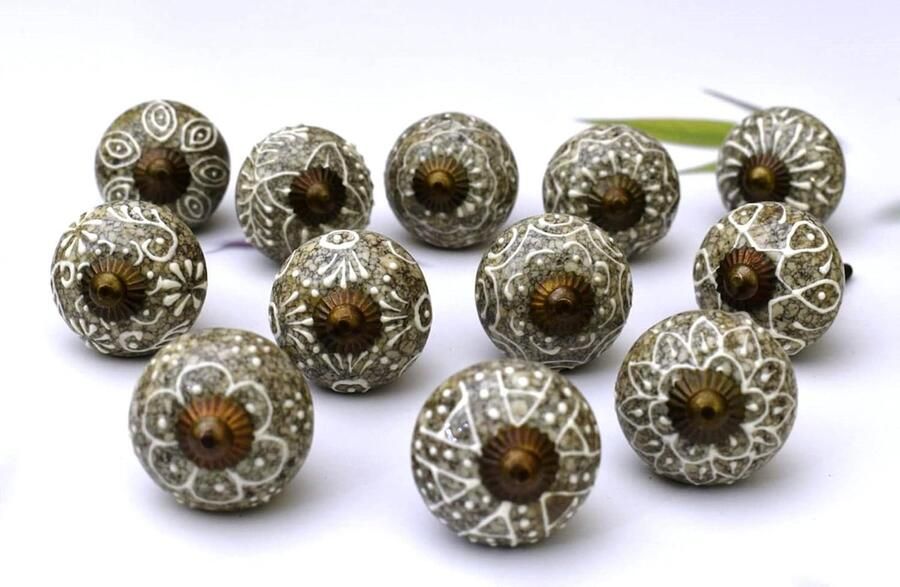 Handgeschilderde Keramische Knoppen Decoratief en Praktisch 12 Stuks Grijs en Wit