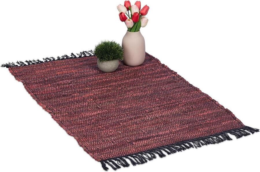 Handgeweven lederen en katoenen vloerkleed 60 x 100 cm Rood met franjes Antislip