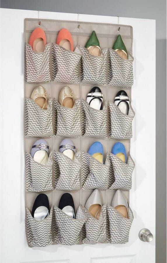 Hangende stoffen kast praktische hangorganizer van stof de perfecte hangplank voor schoenen hangopberger 16 vakken taupe naturel