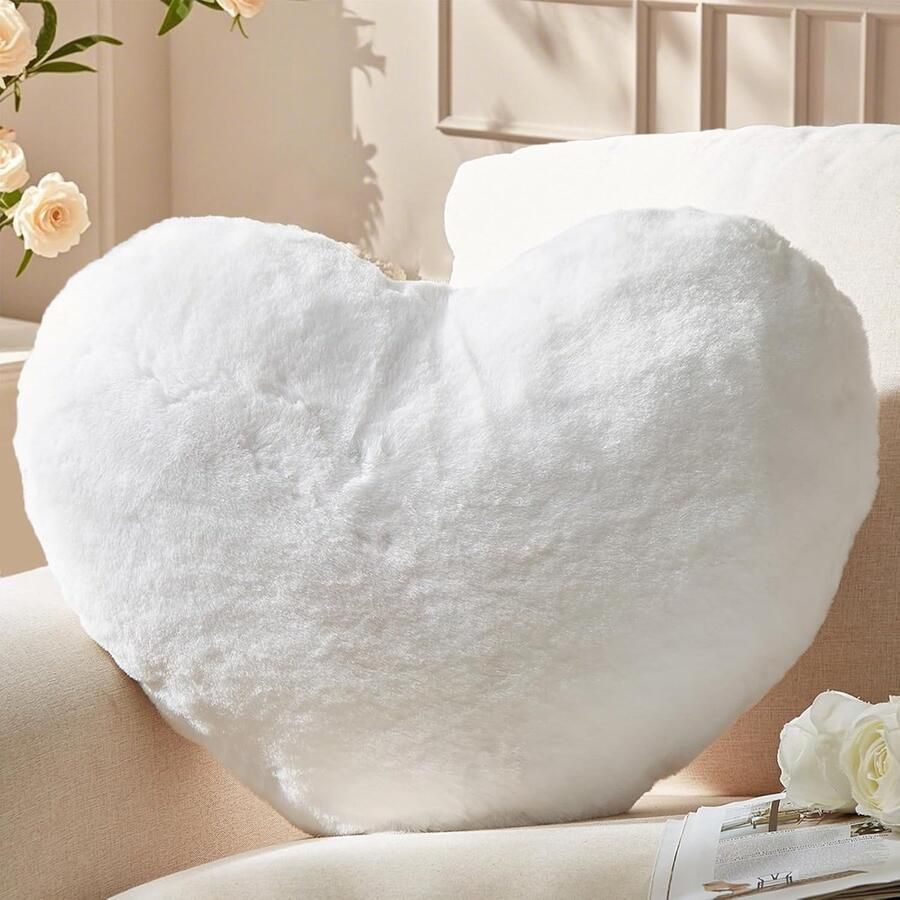 Retadou Hartvormig kussen wit hartvormig kussen knuffelkussen liefdessierkussen esthetisch pluche kussen voor woonkamer bank kind slaapkamer bed cadeau 38 x 48 cm