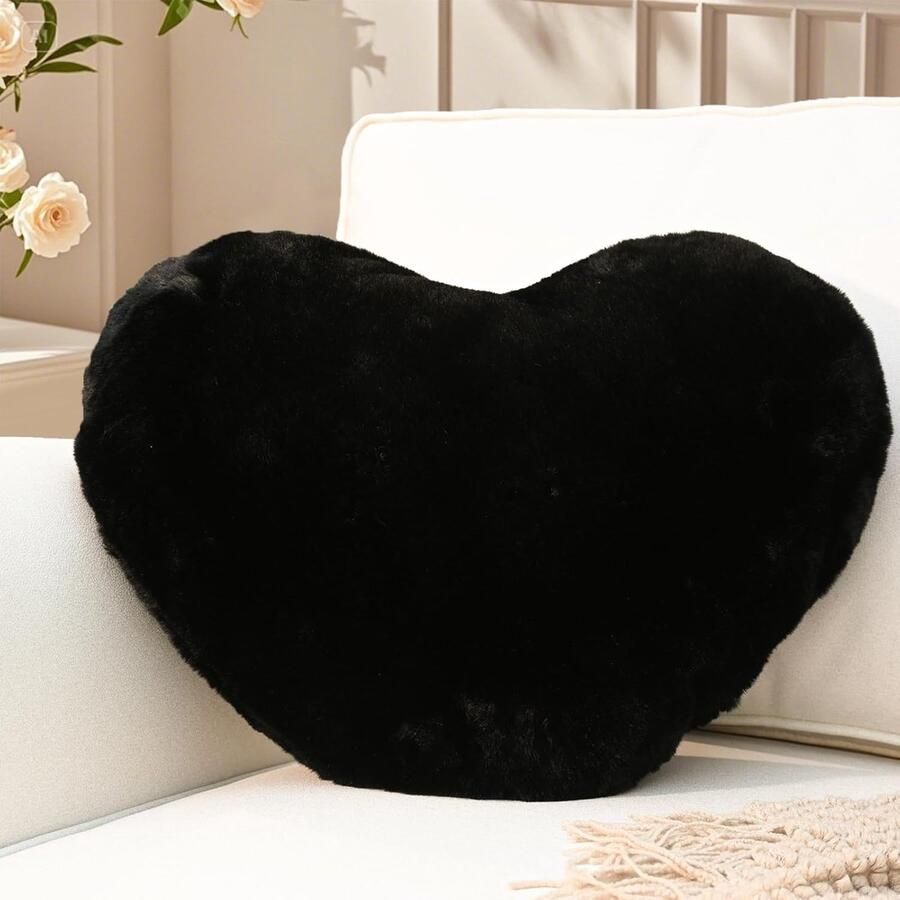 Retadou Hartvormig kussen zwart hartvormig kussen knuffelkussen liefdessierkussen esthetisch pluche kussen voor woonkamer bank slaapkamer bed cadeau 38 x 48 cm