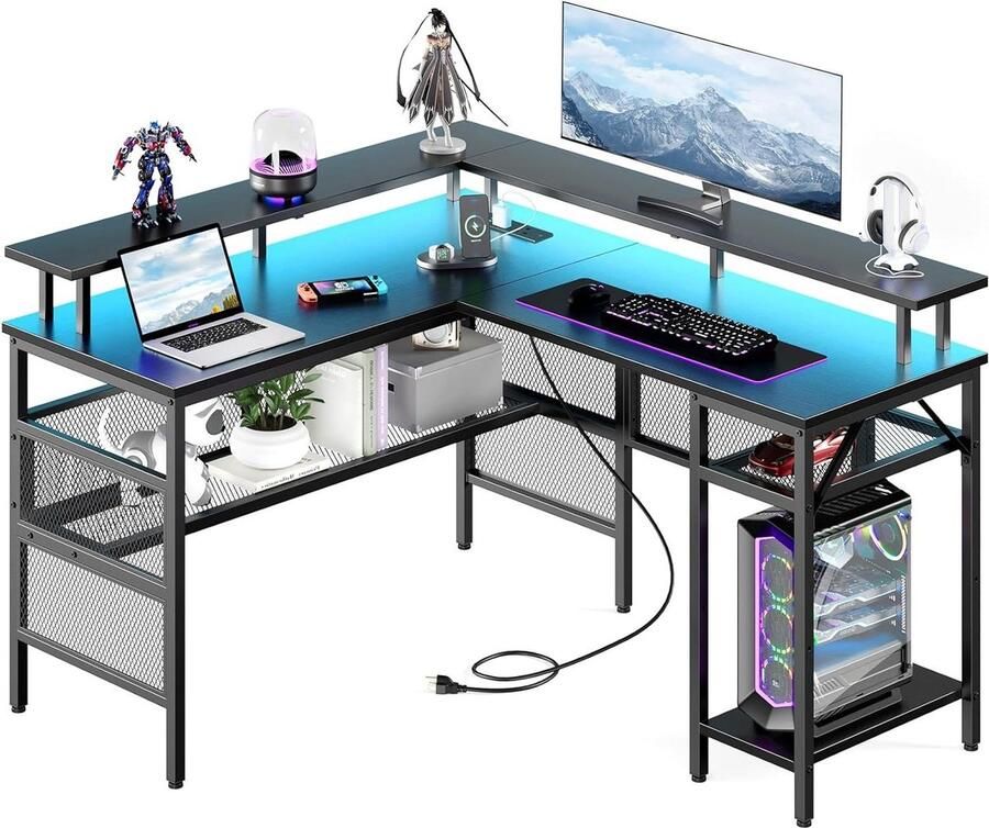 Hoekbureau Gaming L-vormig Met LED-verlichting Stopcontact 140 cm Thuiskantoor Computerbureau Monitorstandaard Opbergplanken Zwart Hoekbureau