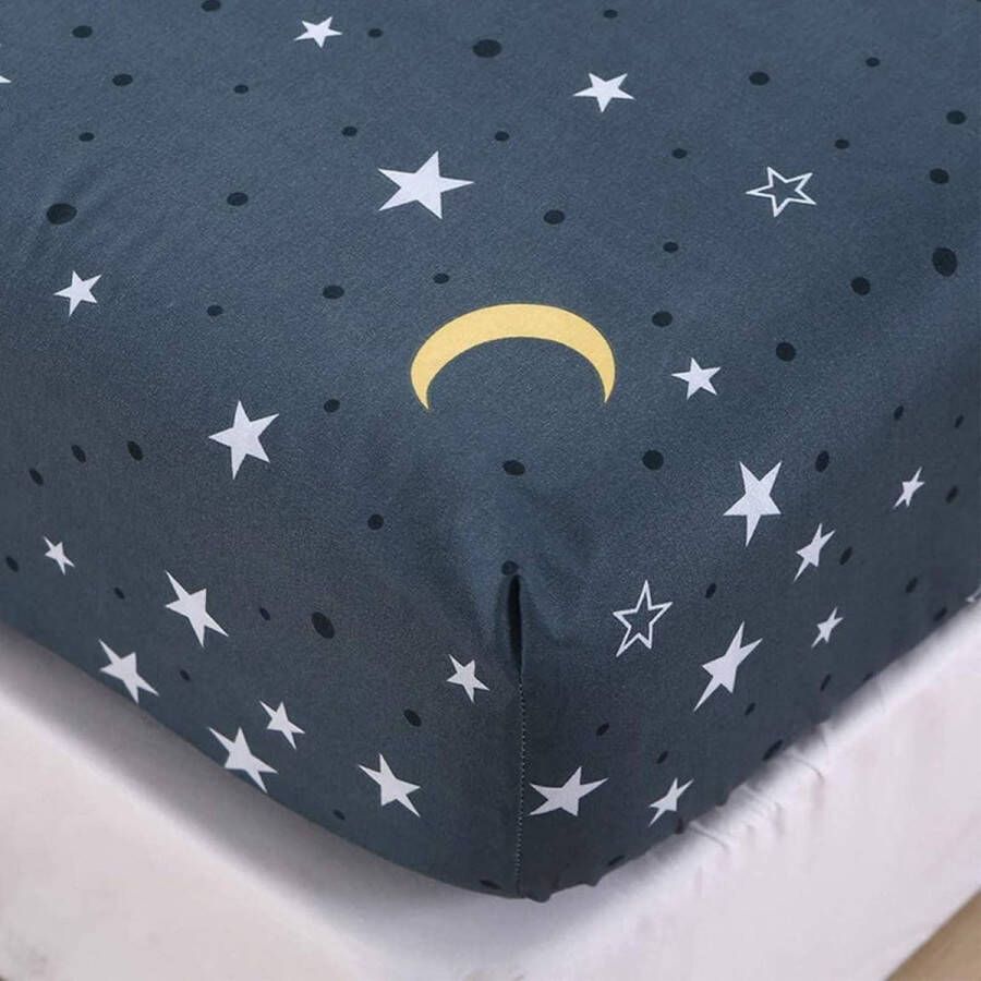 Geld.nl Hoeslaken 150 x 200 cm kindermatrasbeschermer blauw sterren maan galaxy laken voor eenpersoonsbed boxspringbed 100% microvezel geschikt voor matrasdiepte tot 25 30 cm