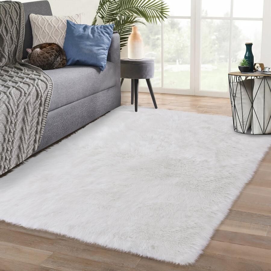 Hoogpolig tapijt van imitatiebont schapenvacht wollige zachte vloermat voor slaapkamer hoogpolig vloerkleed bedmat voor bank antislip suède rug wit rechthoekig 60 x 120 cm