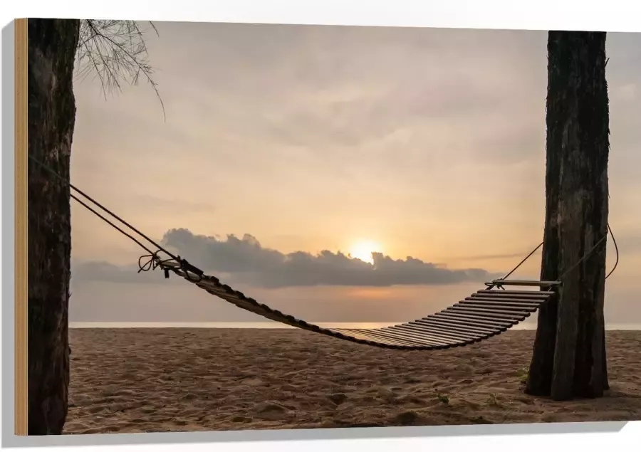 Hout Houten Hangmat tussen Hoge Bomen op het Strand bij Ondergaande Zon 90x60 cm 9 mm dik Foto op Hout (Met Ophangsysteem)
