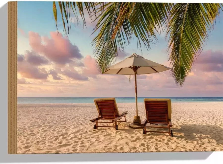 Hout Twee Ligbedden op het Strand met Palmboom 40x30 cm 9 mm dik Foto op Hout (Met Ophangsysteem)