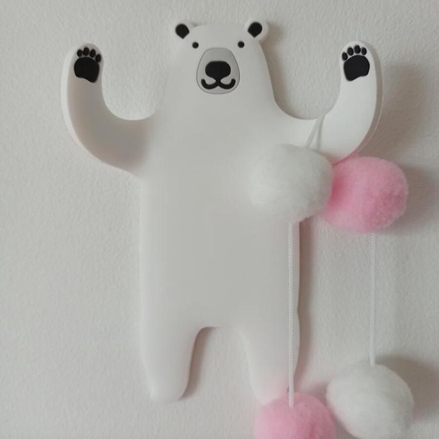 Ijsbeer Muurhanger Zelfklevend Kledinghanger Kapstok Kinderkapstok Muurhaak Muur Hanger Kinderen Kinderkamer ideeën Inspiratie Babykamer Ijsberen Muurhaken Kapstokje Muurhaakje Theedoekhaak Wandkapstok Kapstokhaak Handdoekhaak Badkamer