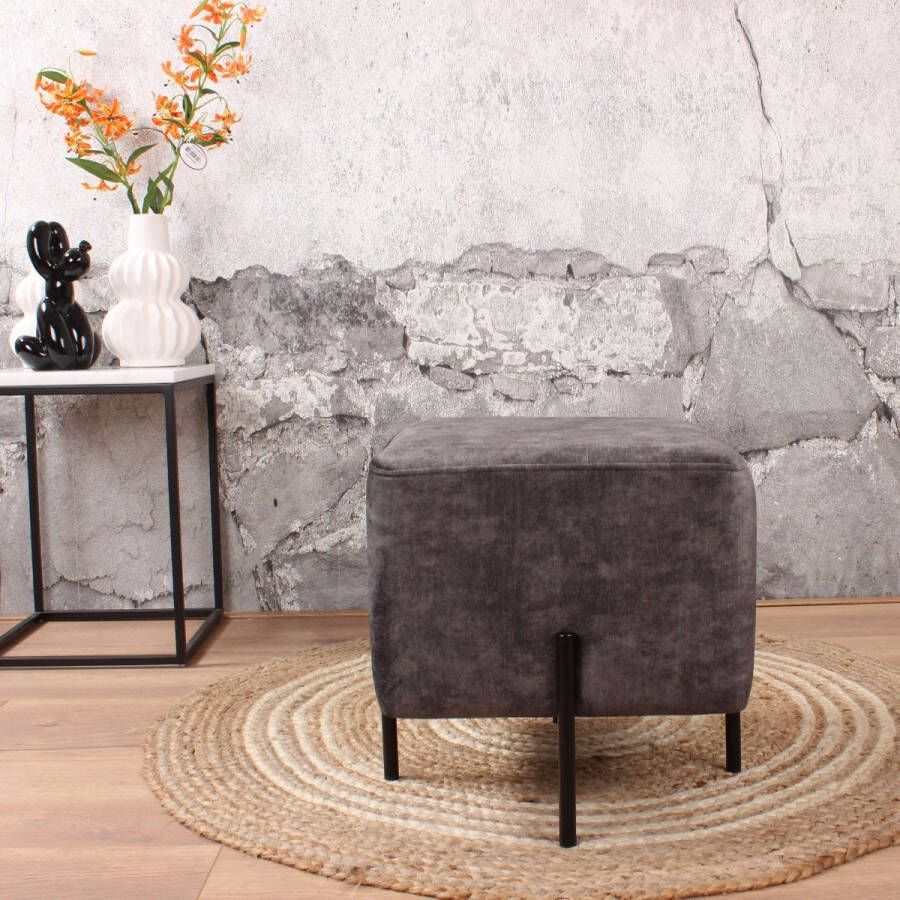 DS4U Jorg Vierkante Vintage Velvet Antraciet Hocker 36x36x38 cm Stijlvol Uniek en Elegant Veelzijdig in Gebruik Gepoedercoat Metalen Poten Perfect voor elke Ruimte Passend bij Woonstijlen
