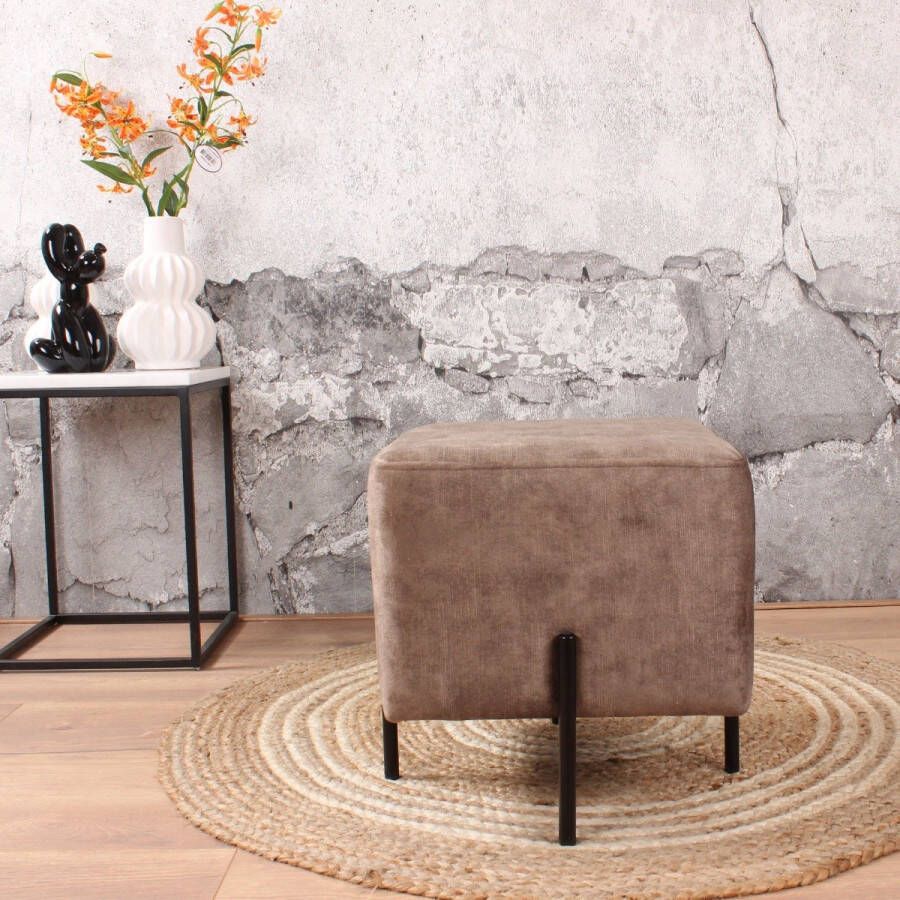 DS4U Jorg Geweven Stof Lichtbruin Vierkante Hocker 36x36x38 cm Unieke Eyecatcher Veelzijdig Bruikbaar Geschikt voor Woonkamer Slaapkamer en Hal Combineerbaar in Woonstijlen Creëer Stijl en Functionaliteit