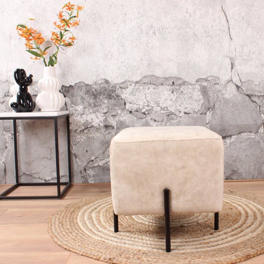 DS4U Jorg Vierkante Vintage Velvet Ivoor Hocker 36x36x38 cm Stijlvol Uniek en Elegant Veelzijdig in Gebruik Gepoedercoat Metalen Poten Perfect voor elke Ruimte Passend bij Woonstijlen - Foto 2