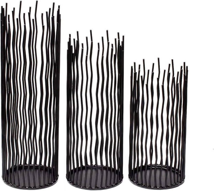 Kaarsenhouders set van 3 zwarte metalen ijzeren pillar kaarsenhouders moderne kaarsenhouders voor binnen en buiten kaarsenhouder voor tafel middenstuk open haard mantel decoratie huis decoratie moderne . Merk: Mrs. Jones