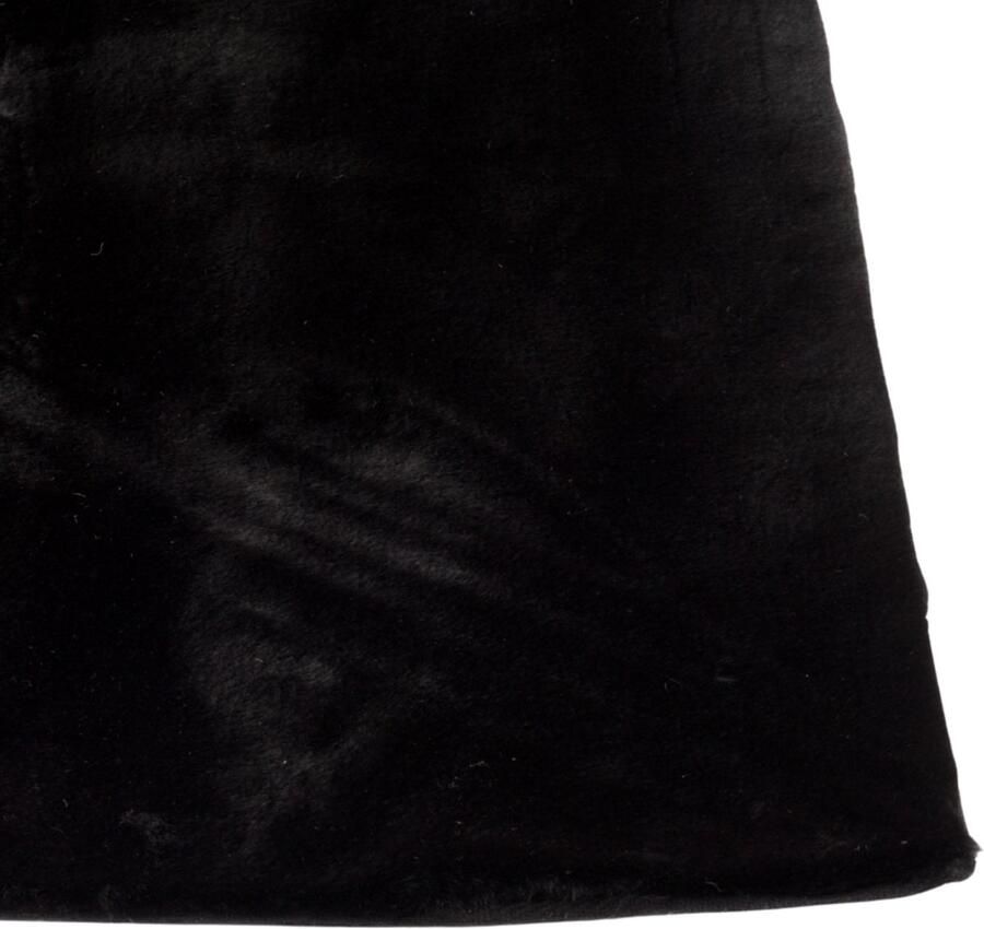 Karpi Vloerkleed Plush – Zwart (60 × 90 cm)