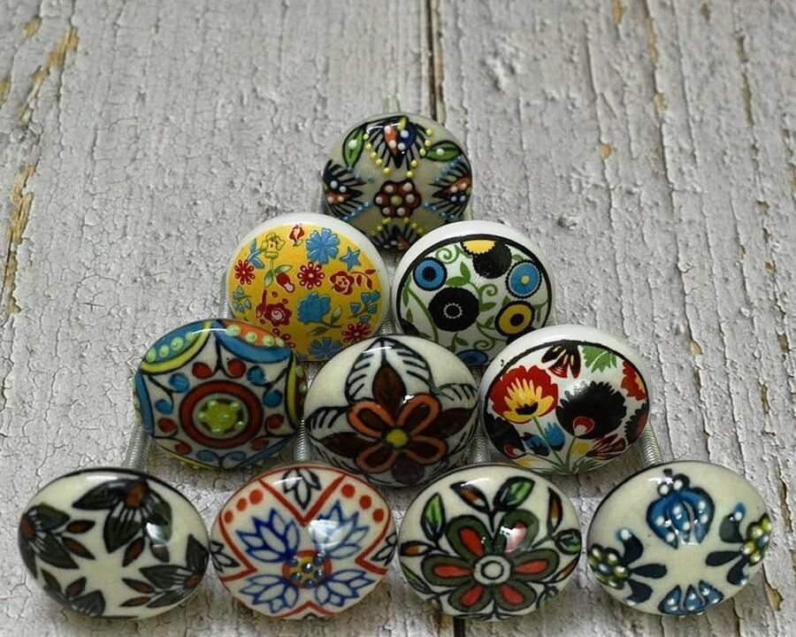 Keramische knoppen voor keukenkasten set van 10 gestippelde bloemen metaal