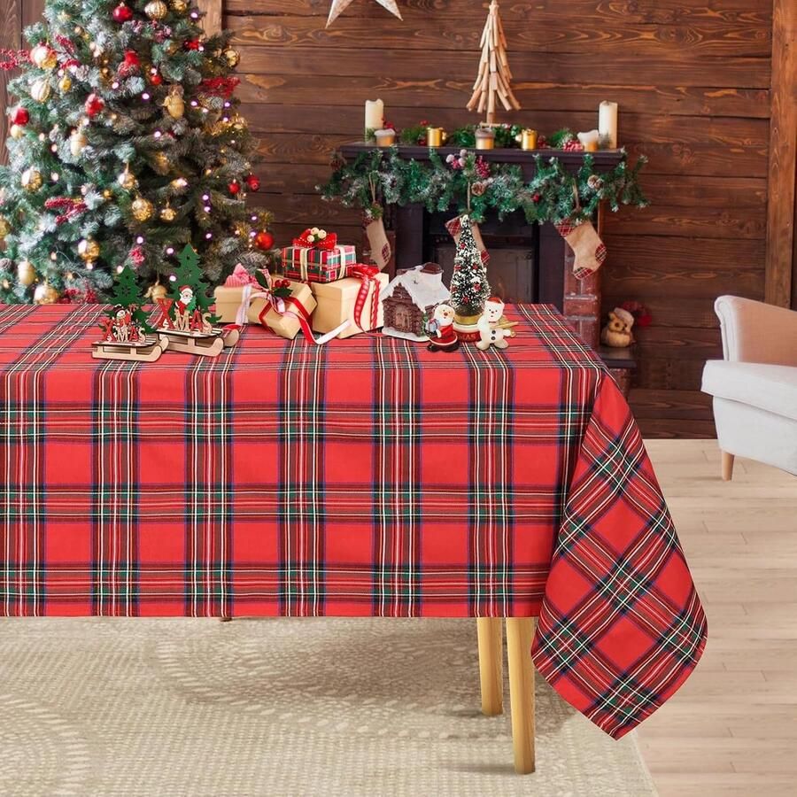 Kerst tafelkleed geruit 1 stuk 140 x 210 cm rood-groen-grijs