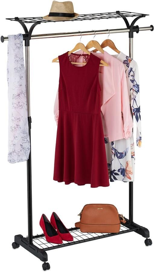 Kledingrek verstelbaar h: 110-170 cm b: 90-135 cm op wieltjes