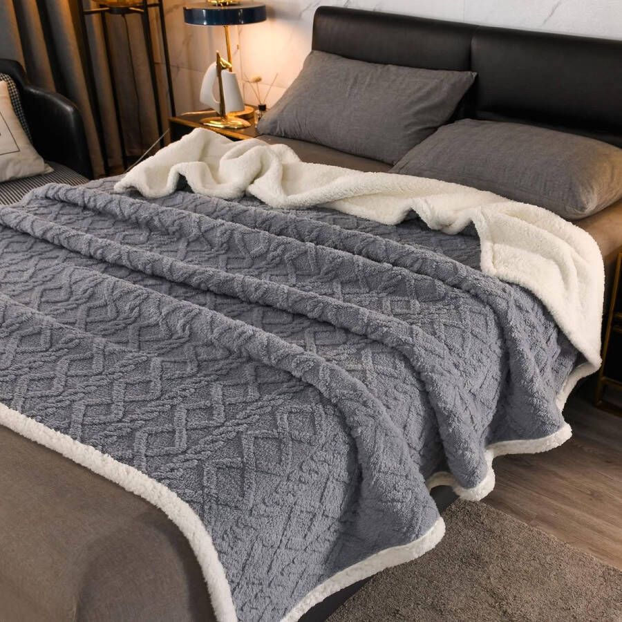 Knuffeldeken 100 x 150 cm grijs wit pluizig extra zacht en warm deken flanel fleece deken als bankdeken eenpersoonsbed sprei voor de lente
