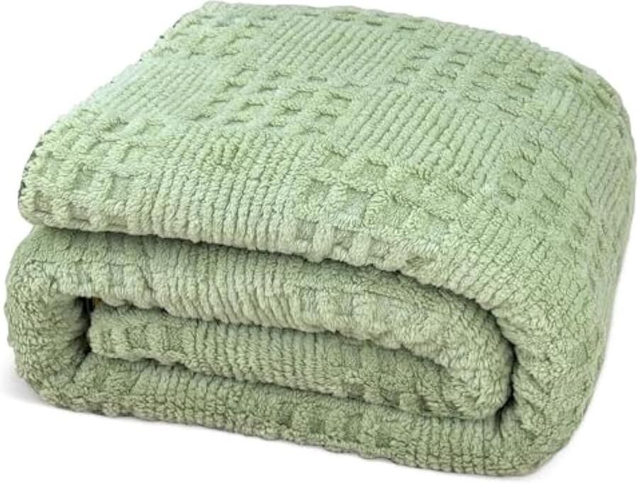 Knuffeldeken 150 x 200 cm pluizige deken zachte wafelpiqué sprei kreukvrije en ademende knuffeldeken woondeken sprei voor bank zeeselbed 100% polyester 400 g m² groen 100x150cm