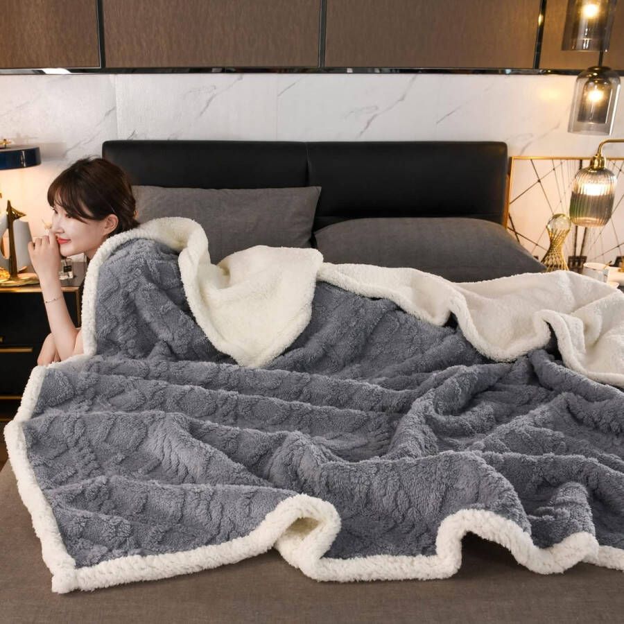 Knuffeldeken 200 x 230 cm grijs wit pluizig extra zacht en warm deken flanel fleece deken als bankdeken eenpersoonsbed tweepersoonsbed sprei voor de winter