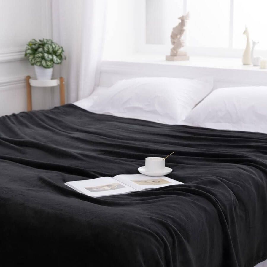 Knuffeldeken pluizige deken zwart 150 x 200 cm warme zachte deken voor bed bank winterbankdeken als microvezel sprei