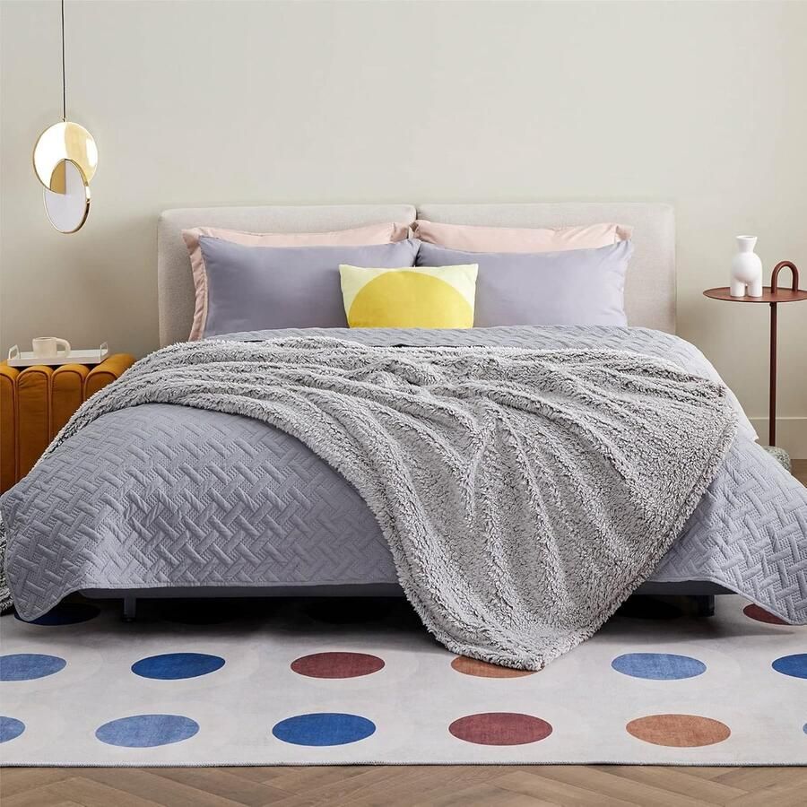 Knuffeldeken voor de bank warme Sherpa dekens XXL deken lichtgrijs 220 x 240 cm