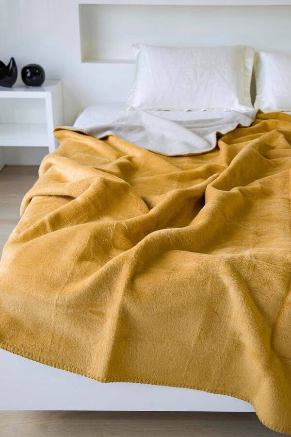 Knuffeldeken wollig woondeken 150 x 200 cm goud-lichtbeige fleecedeken bankdeken warme winter katoenen deken wollen deken voor bank woondeken voor bank sprei wollen deken