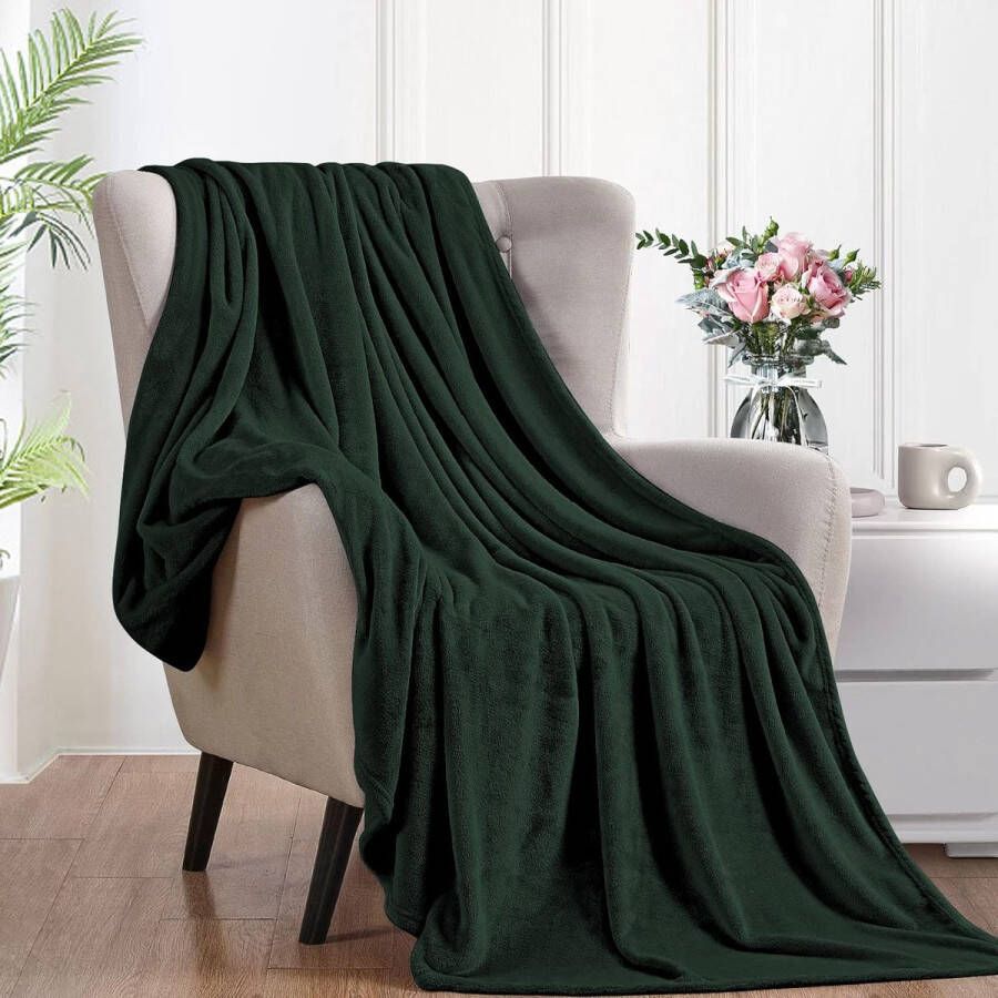 Knuffelige donzige deken 130 x 160 cm kleine fleece bank- en bankdekens superzacht als banksprei donkergroen