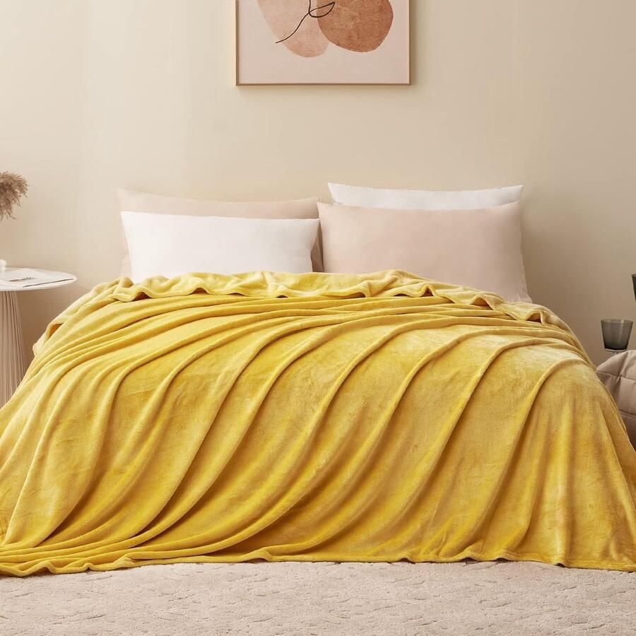 Knuffelzachte deken geel fleecedeken 220 x 240 cm XXL grote warme bankdeken knuffeldeken zacht als banksprei deken bankdeken bed voor de winter