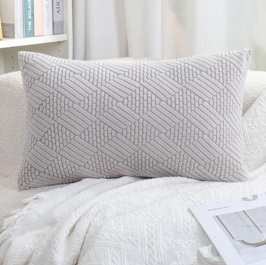 Furnibella -Kussenhoes Fluweel 50x70 cm – Lichtgrijs – Zachte & Luxe Sierkussenhoes met Ritssluiting – Voor Bank Bed of Decoratie – 1 Stuk