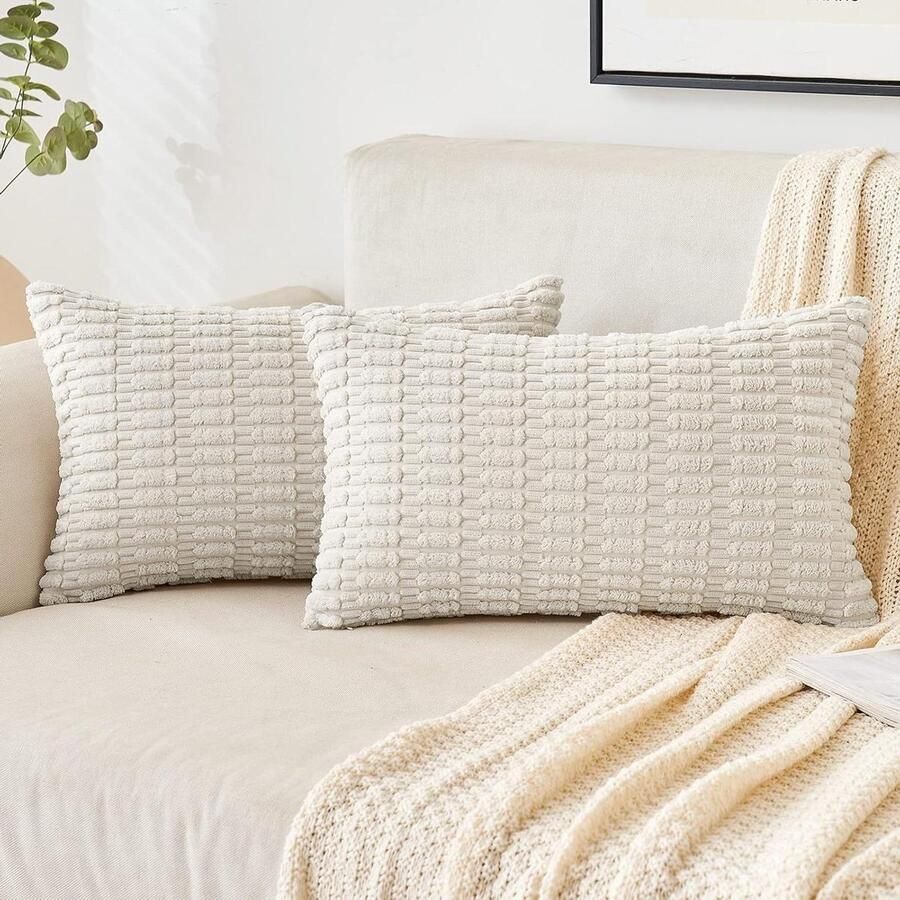 Allecto Plus Ribfluwelen kussenhoezen 2 stuks 30 x 50 cm moderne decoratieve zachte sierkussenhoes voor woonkamer bank slaapkamer beige kleurig