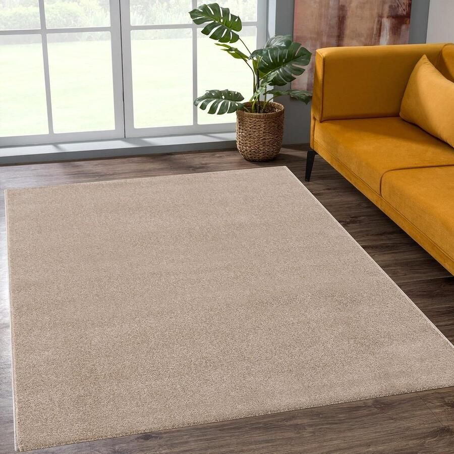 Laagpolig tapijt voor de woonkamer effen modern tapijt voor slaapkamer werkkamer kantoor hal kinderkamer en keuken beige 60 x 110 cm