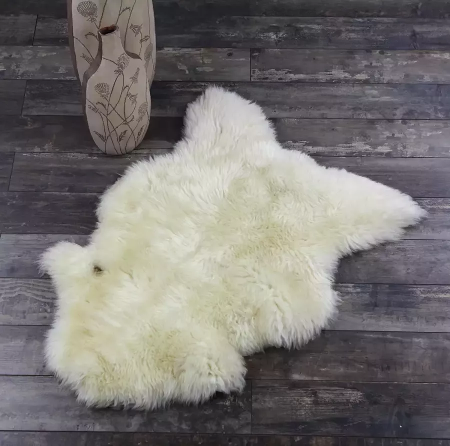Lamsvachtje Vloerkleed Creme Wit met Luxe Uitstraling Uniek 100% ECHT Schapenvachtje 100 x 65 cm Prachtig Vol Haar Zitkussen Bankbedekking
